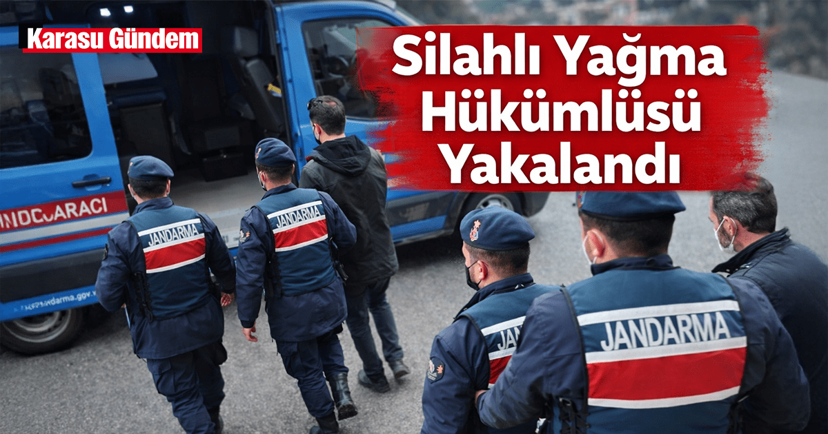 Karasu’da silahlı yağma suçundan hükümlü şahsın jandarma ekiplerince yakalanma anı