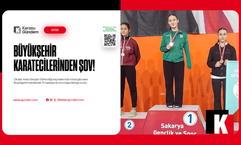 Sakarya Büyükşehir Belediyesi karate takımı sporcuları il birinciliği seçmeleri madalya töreni ve Camili Spor Salonu.