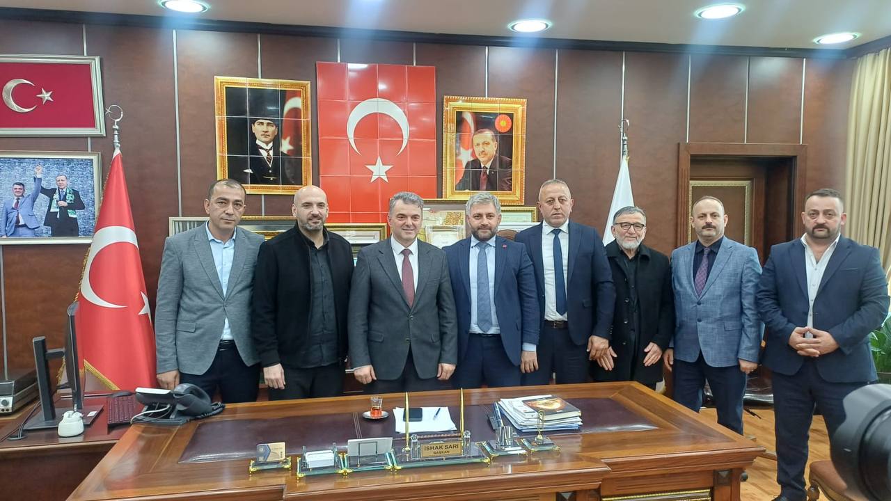 İlçe Başkanı Aksoy’dan Başkan Sarı’ya Hayırlı Olsun Ziyareti